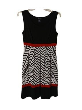 EnFocus Studio Dress Sz 8 Chevron Print Sleeveless Red Waist Black White #I-8